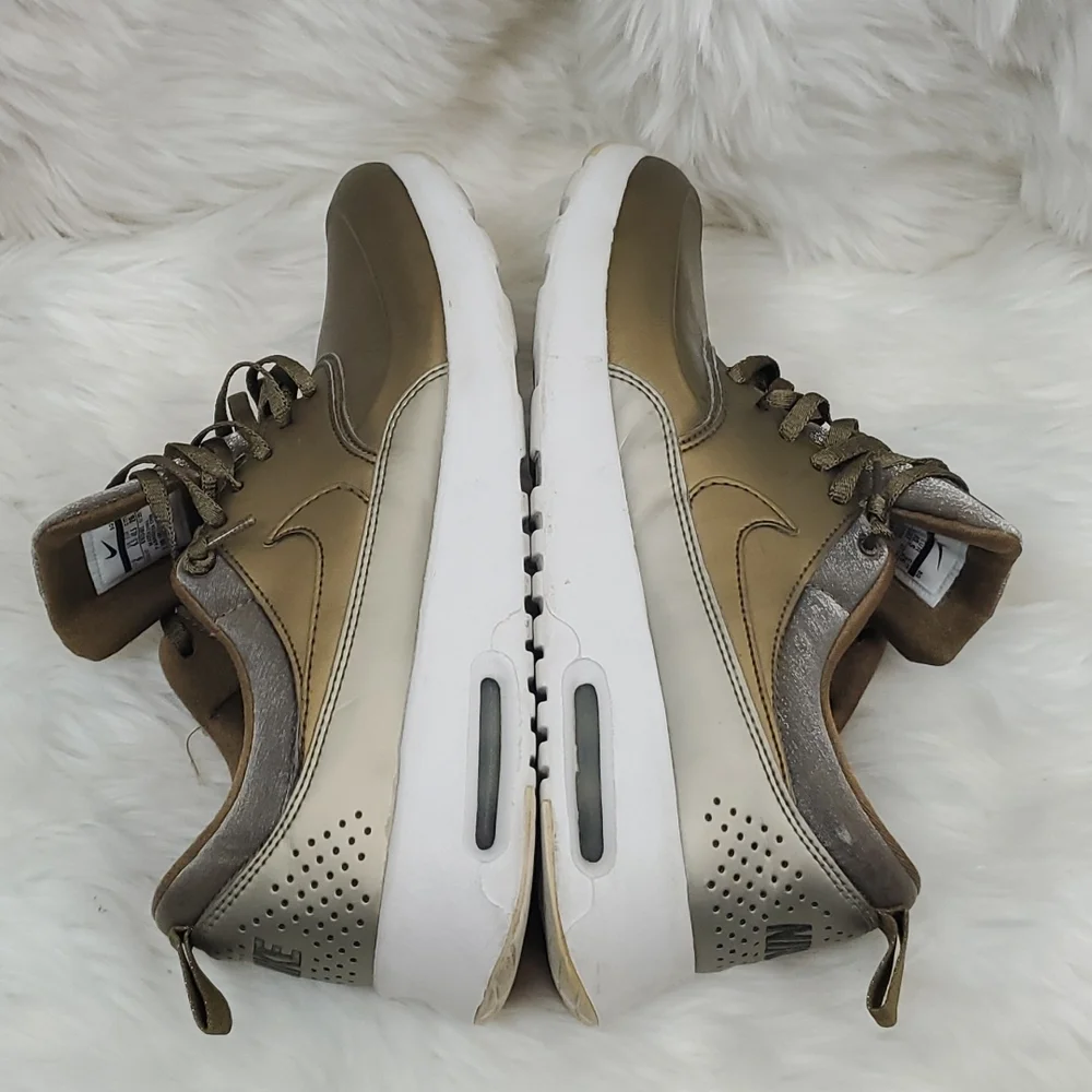 Nike Women's Air Max Thea in Metallic Hematite size 9